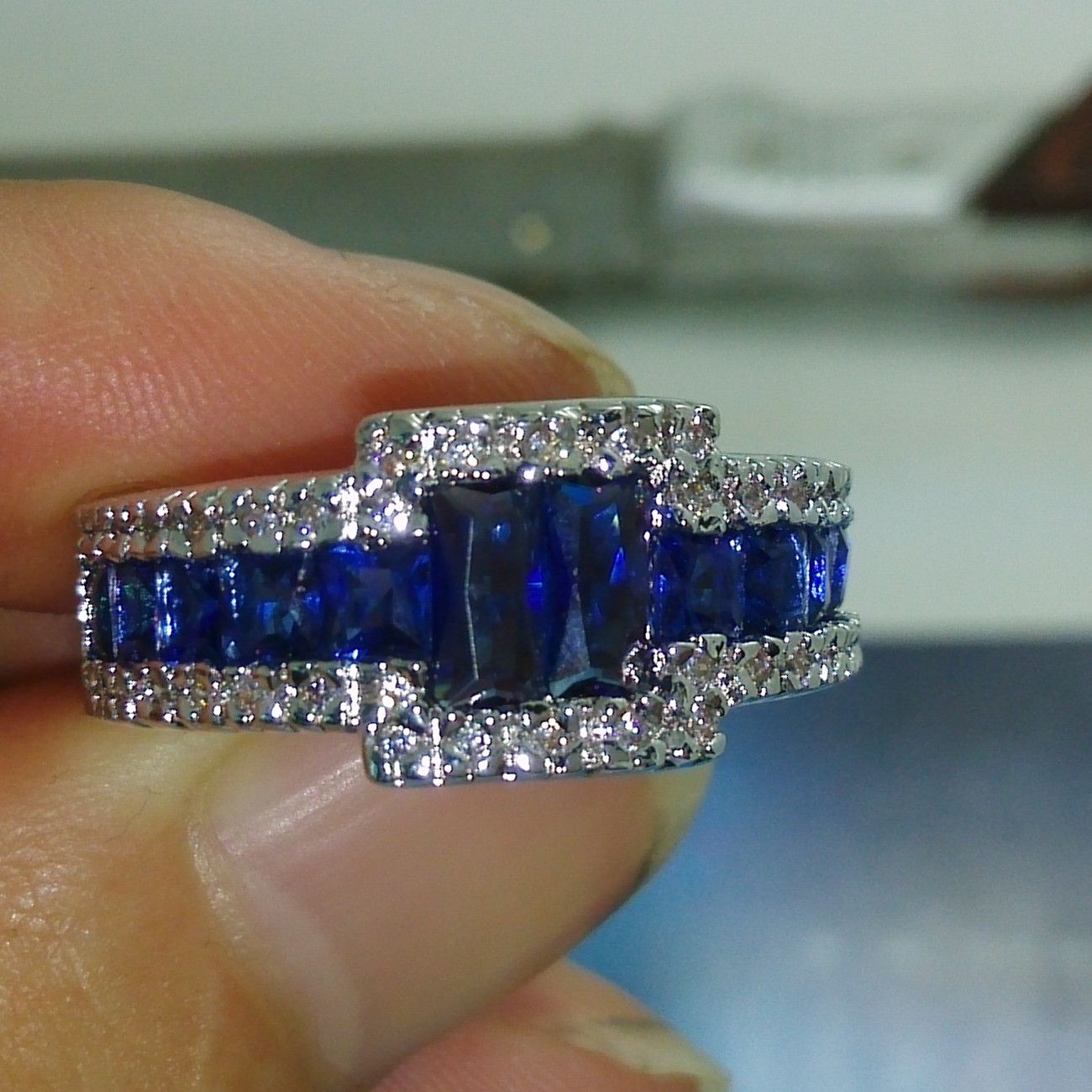 Tamanho frete grátis 9/10/11 100% nova moda jóias 10kt ouro branco cheio azul safira gem homens anel de casamento