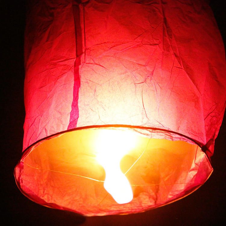 2021 2015 Hot Sky Lanterns Chinese Fire Paper Light Cylinder Shape