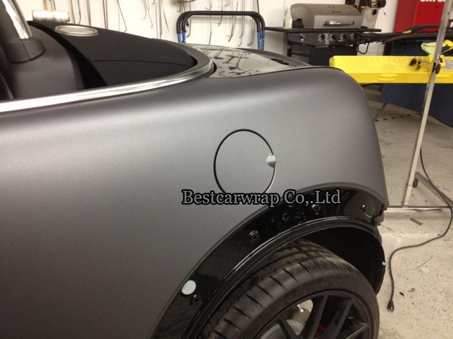 Gunmetal Metallic Matte Matte Vinyl لفيلم تغليف السيارات مع ملصقات سيارة تصريف الهواء مرفوة الحجم: 1.52*30M لفة شحن مجاني