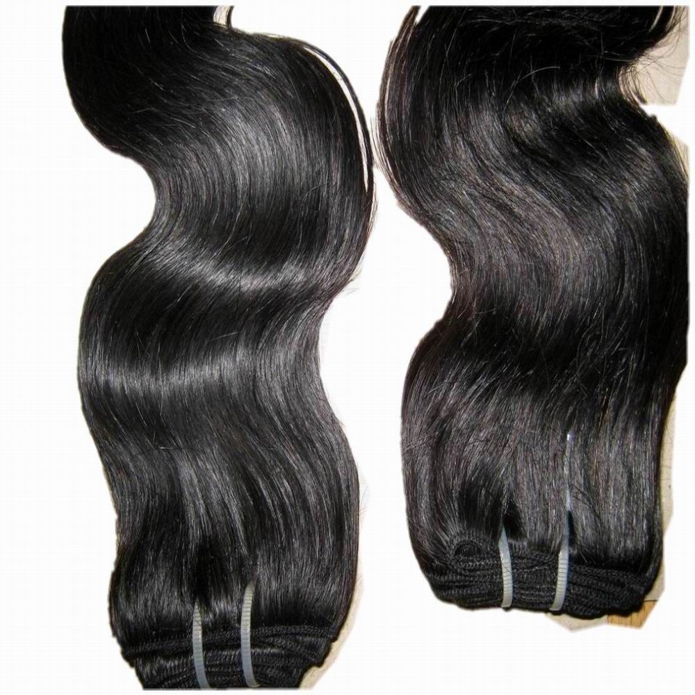 Tanie nieprzetworzone Indian Human Hair Grube Wiązki 3 sztuk / partia 300g Cena rabatowa Gorący sprzedawanie ciała Wave splot