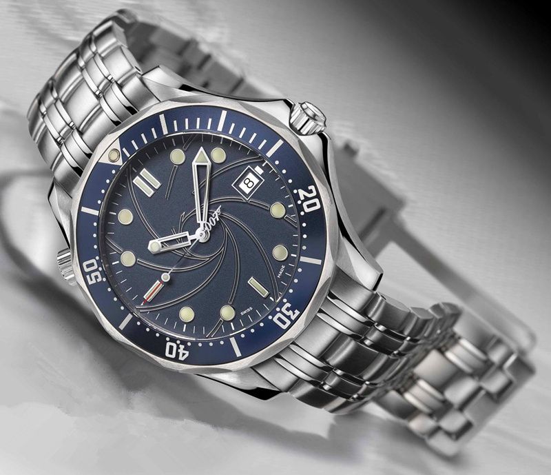 Top Qualité Classique Homme Homme Montre automatique Montre en acier inoxydable Rencontrer des hommes de style de la montre mécanique de OM09