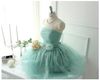 2019 Mint Green Bridesmaid Dresses Beach Aline Strapless Tulle korta hemkomstklänningar med laceup tillbaka och blommor korta summ1013782