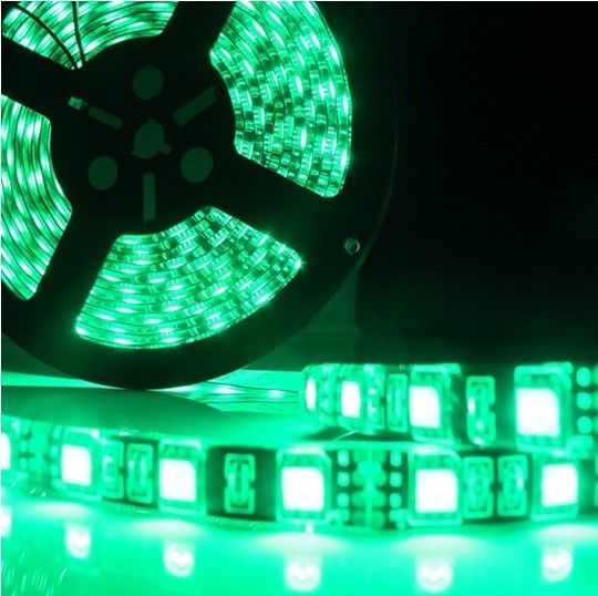 5 M 300 levou RGB 5050 SMD Flexível LED Luz de Tira 60 LEDs / M à prova d 'água IP65 levou cordeiro 5050 Preto PCB DC 12 V