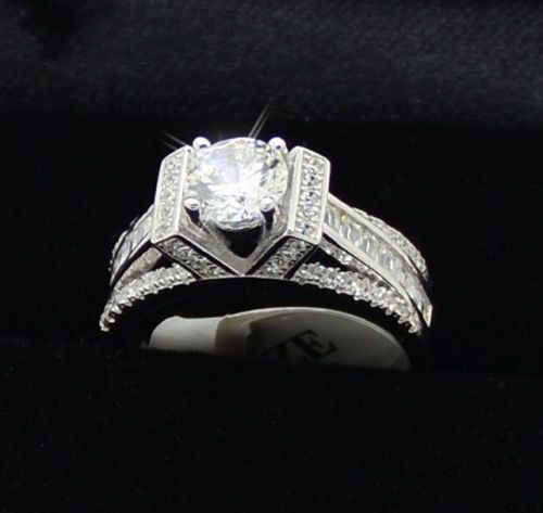 Moda Takı Eyfel Kulesi Tarzı Beyaz Topaz Gemstones 925 Ayar Gümüş CZ Elmas Nişan Alyans Boyutu 5-10 Lover Hediye Için