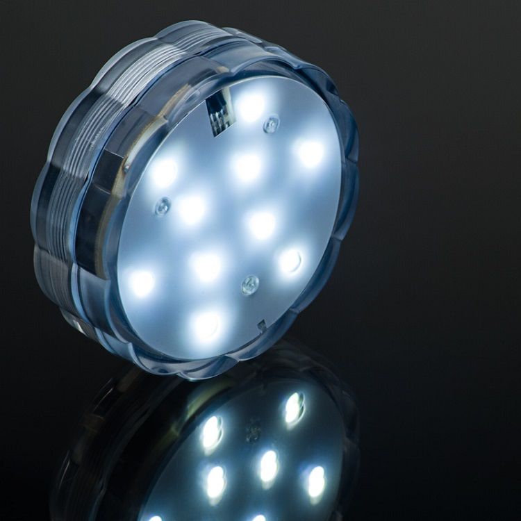 2021 Factory Supply Directly Remote Controlled Submersible Led Light