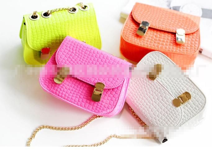 hand bolsa for baby girl