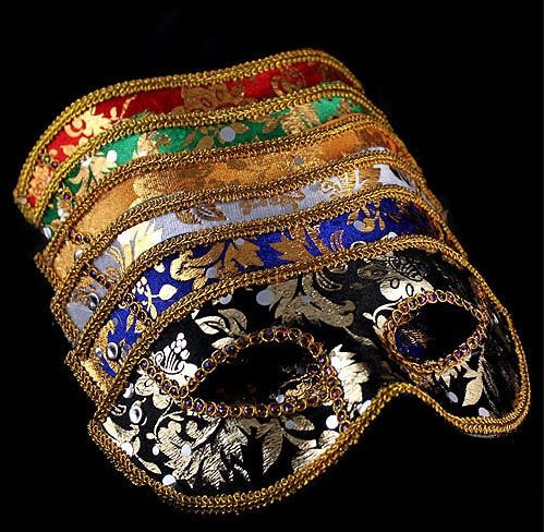 20個半分のフェイスマスクハロウィーンマスカレードマスク男性ヴェネツィアイタリアフラットヘッドレースの明るい布のマスク