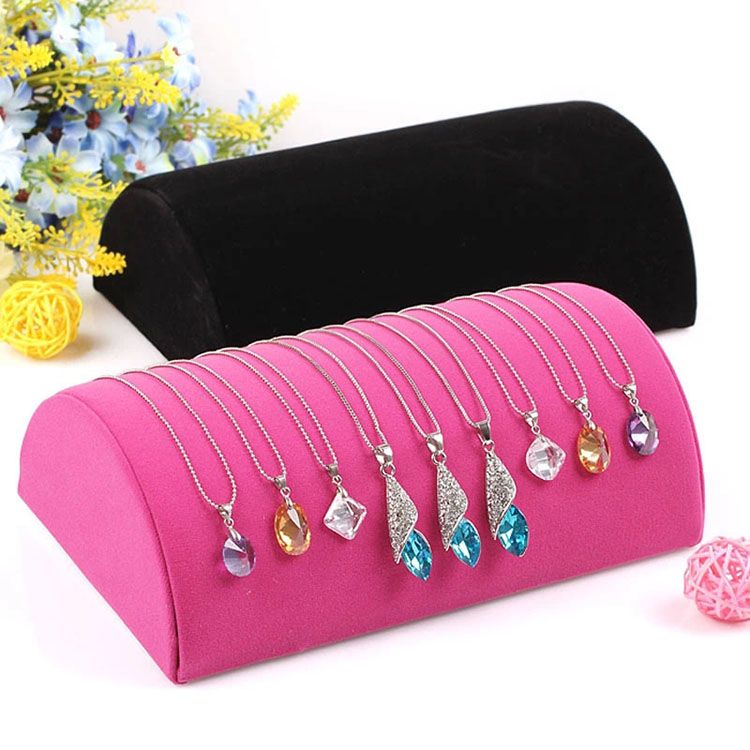 2019 Velvet Pillow Bracelet Display Stand Necklace Holder Pendant