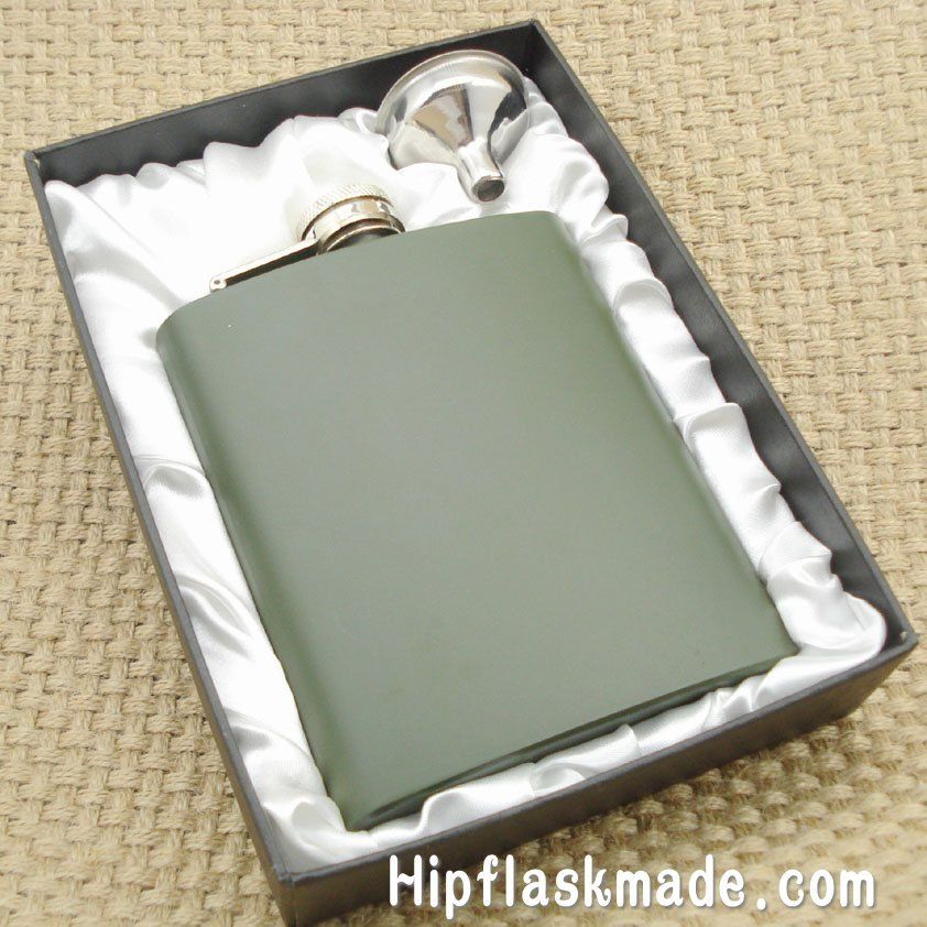 

7 oz green color painted alcohol stainless steel hip flask with free funnel in black gift box