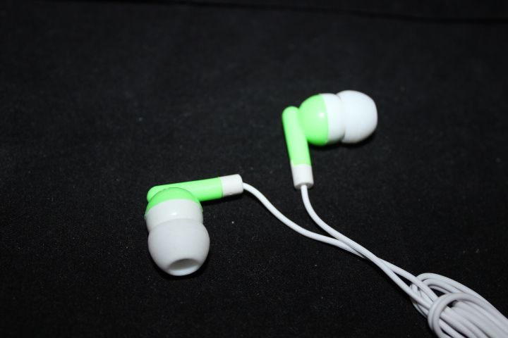 2000 stks 3.5mm in oortelefoon oortelefoon oordopjes headset hoofdtelefoon voor pc laptop MP3 MP4 DHL FEDEX FREE
