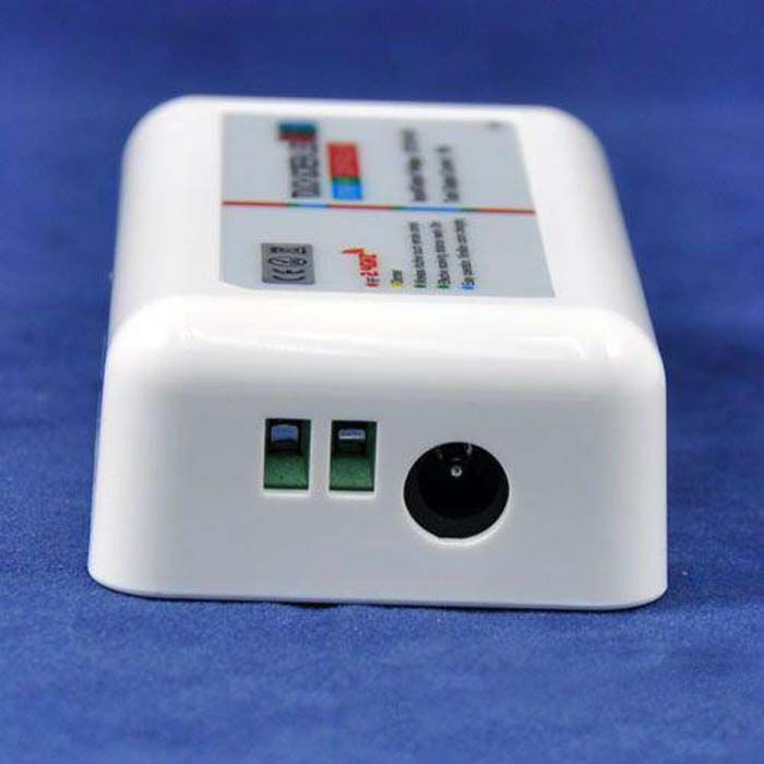 2.4G Touch Sn dimbare LED RGB draadloze afstandsbediening RF-controller DC12V-24V 18A1849033