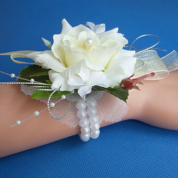 Pin by Briana O’Shea on O’Shea Wedding Wedding flower jewelry, Wrist