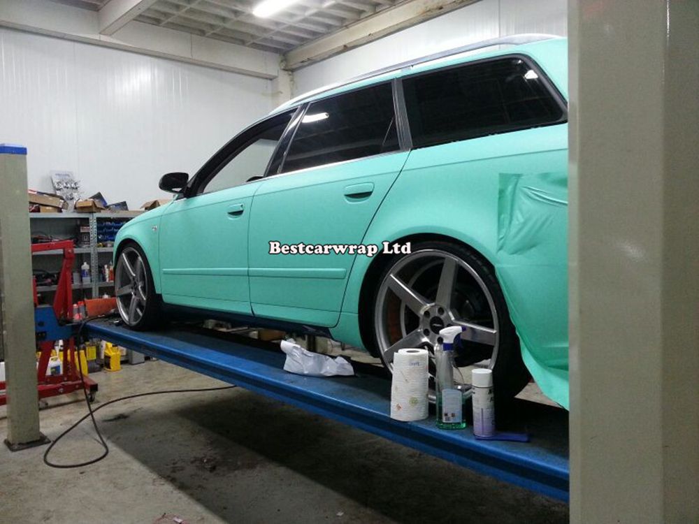 Premium Tiffany Blue Matte Vinyl Wrap Mint Matt Vinyl Car Wrapping con bolle d'aria Adesivi auto gratuiti 1.52x30m / Roll 5x98ft