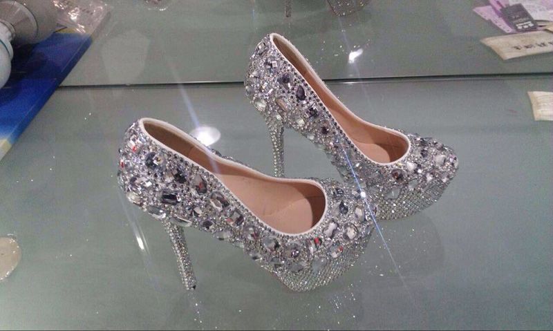 2014 Luxury Crystals White Wedding Shoes Rhinestone Stiletto Heel ...