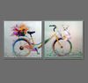 Peinture à l'huile de bande dessinée peinte à la main sur la toile Belle bicyclette Art avec des fleurs et des ours en peluche pour la décoration murale dans la chambre de la fille 2pcs
