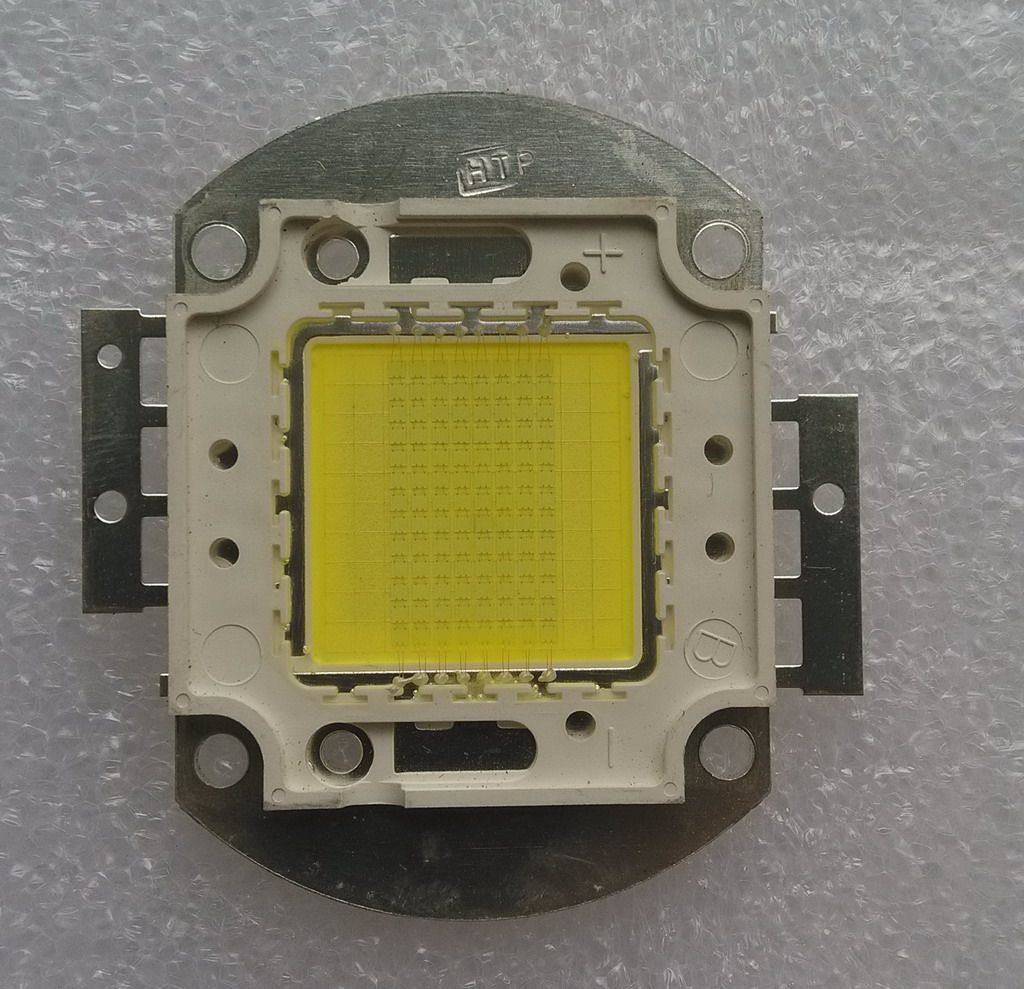 сгоревшая лампа проектора. лампа bridgelux для проектора. Lmp-h202. проекционные лампы uhp. прожектор светодиодный 20вт ip65 36w.