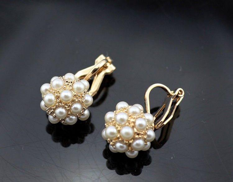 New Arrival 18K Gold Plated Simulated Pearl Ball Clip On Earrings