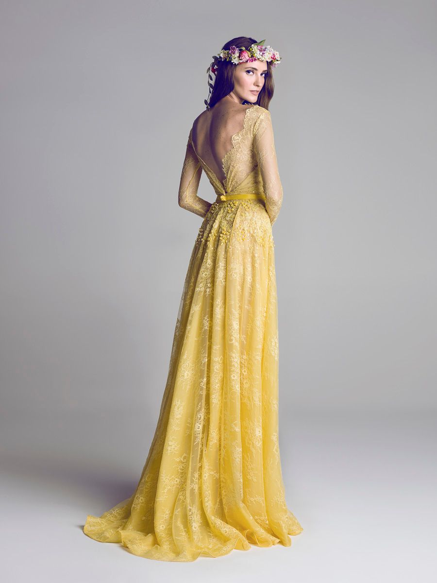 Formalne sukienki na studniowe Linia Sheer Crew Scyk Illusion Gold Yellow Backless Event Sukienki z długimi rękawami DL12128452637