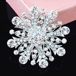 Crystal Snowflake Brooch Vintage Silver Rhodium Plated Wedding Bridal Bouquet Brooch Pin Hot Selling Elegant Banquet Pin For Lady