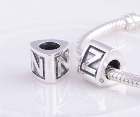 branelli di alfabeto misura i monili del braccialetto di Pandora 925 perline d'argento con i braccialetti di fascino di stile europeo 2014 NUOVO Le 26 lettere inglesi