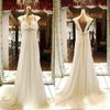 2017 Empire Maternity Bröllopsklänningar Chiffon Beaded Long Bridesmaid Gowns Beach Garden A-Line Bröllop Gästklänningar med Crystal Sash