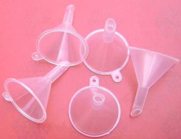 MIni Funnel profumo strumento di imballaggio imbuto riconfezionamento cosmetici imbuto trasparente PP imbuto in plastica regalo trasporto di goccia