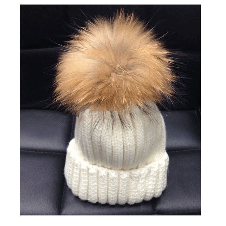 Big pom pom beanie Clearance