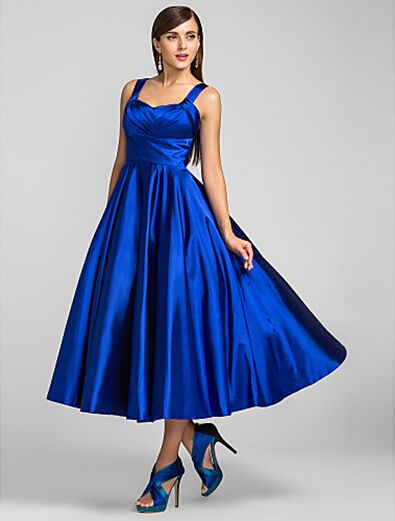 2019 Nya telängd Party Dresses Aline Plus Size Spaghetti Straps Royal Blue Ruched Satin Cocktail Prom Clows for Women Formal O9089692