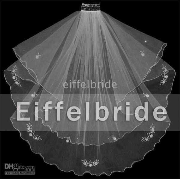 Hot Sell Beautiful Bridal Veils with Delicate Lace Applique and Attractive Shining small Beads Stunning Two Layers Tulle Wedding Accessories