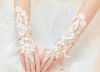 Beautiful Highgrade Refined Car Bone Flowers Lace Handmade Bead Piece Korean Wedding Dress Wedding Fingerless Gloves2701054