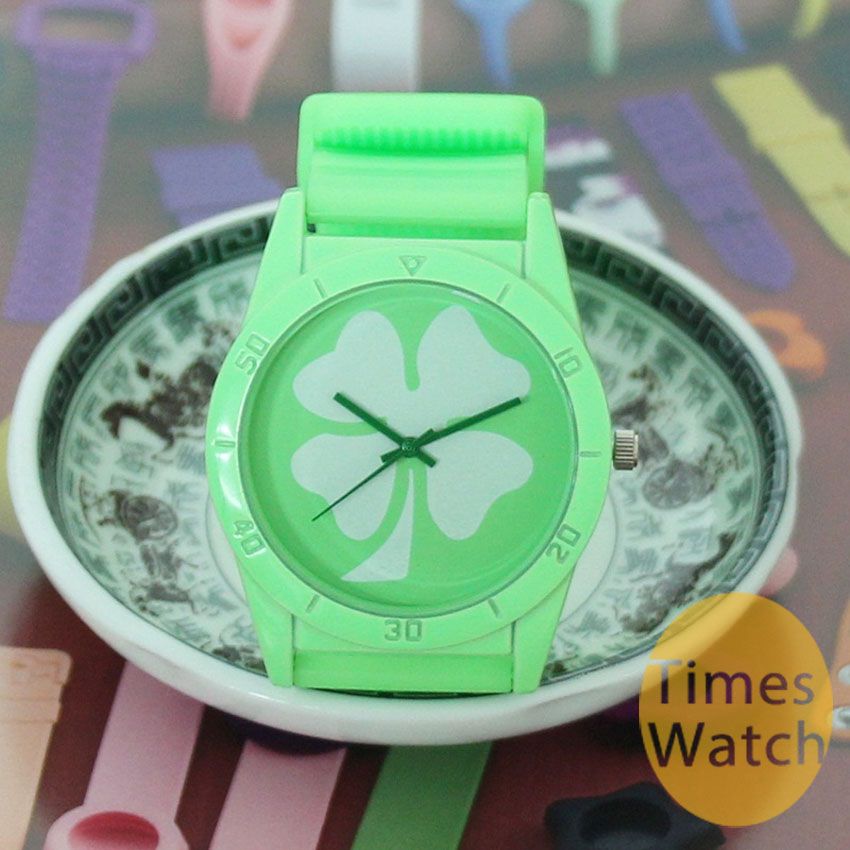 i Unisex Clover Clover Genti di compleanno Lucky Silicone Watch Watchs DECO OGHATHE Vogue Quartz Orologi6554383