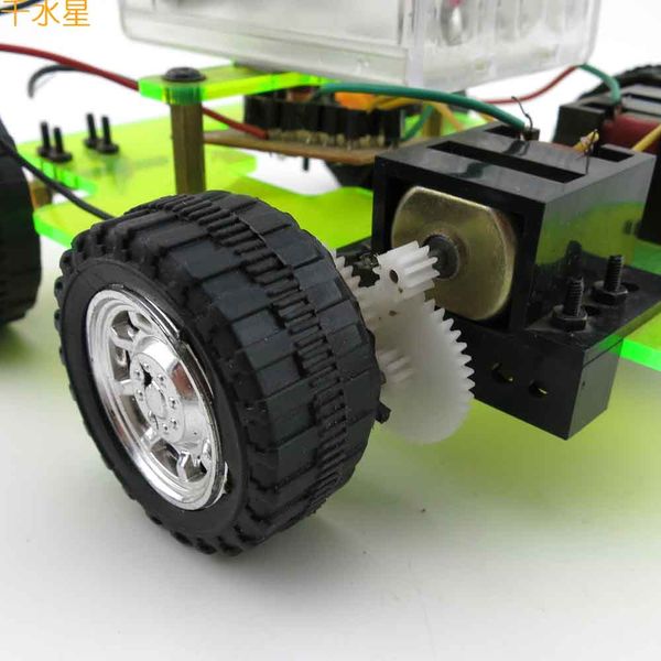 diy-double-motor-way-remote-control-toy-car.jpg