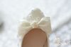 2014 Buty ślubne z kości słoniowej koronki Bowknot Beade 100 ręcznie robione buty ślubne akcesoria ślubne koraliki buty ślubne kobiety sandały plat 8335005