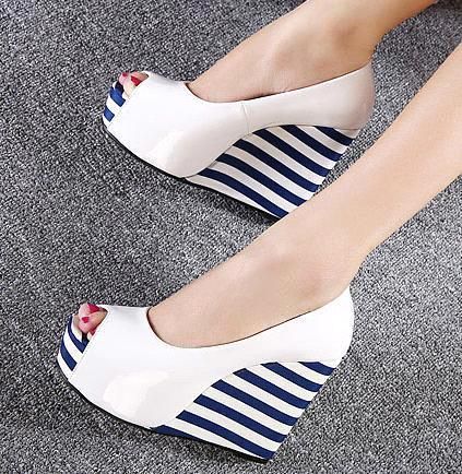 Sweet navy stripes white wedge shoes 