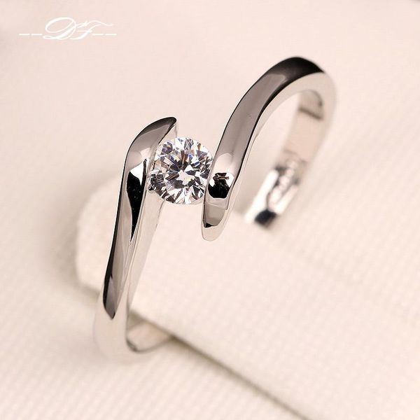 

Классический круглый Cut CZ Алмазный Свадьба / обручальные кольца Серебро Цвет Плат