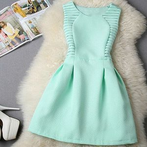 Großhandel neue Mode Frauen O-Ausschnitt ärmelloses lässiges Minikleid Elegante kurze Abendpartykleider