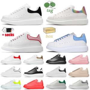 Designer Oversize Sneakers Zapatos Mujeres Hombres Rubber Sole White Smooth Calf Leather Black Suede Heel Counter Pink Green Platform Low Flat Trainers