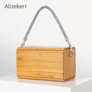 Alizekerr Cuboid Box Bamboo Beach Handbags Women Boutique Summer Vintage Handle Handle Sacs de paille en bois Bohemian Holiday 240424
