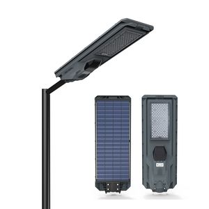 Tout en un 800W 1200W capteur de radar de réverbère solaire étanche IP65 lampe de route solaire avec pôle de télécommande