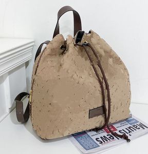 Sac à dos assorti avec tout, sac seau avec étiquette complète, cartable de grande capacité avec ceinture à tirer, sacs décontractés du même Style pour hommes et femmes