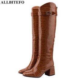 AllBitefo Maat 33-43 Hagedis Textuur Dames Hoge Hak Laarzen Mode Sexy Herfst Winter Schoenen Dames Knie Hoge Laarzen Riding Boots 210611