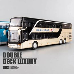 Legering Busmodel Dubbele sightseeing Pull Back Voertuig Elektrisch speelgoed Hoge imitatie Vorm 1 32 Kwaliteit Kinderen Gift 231221