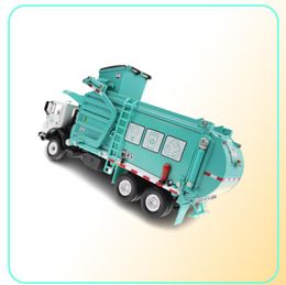 Legering Diecast Barreled Garbage Carrier Truck 124 Afvalmateriaal Transporter Voertuigmodel Hobby speelgoed voor kinderen Kerstcadeau J1905666135
