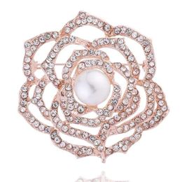 Broche camélia en alliage de diamants, Version coréenne à la mode, perle ronde avec accessoires floraux
