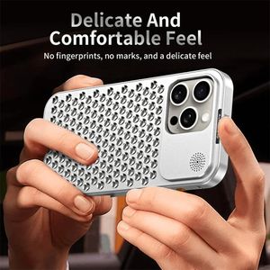 Coque de téléphone en alliage de parfum de refroidissement à dissipation thermique pour iPhone 15 Plus 14 ProMax 12 13 Pro Max Boucle à pression 2 en 1 Armure en métal Housse antichoc