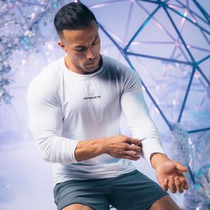 Muscle Fitness Lente en Herfst Nieuw Heren Sport Vrije tijd Hardlopen Oefening Slim Fit Elastisch Katoen T-shirt met lange mouwen Onderkant T191114