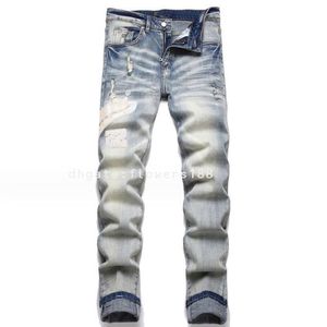 Am Men's Jeans 2024 New Blue Hole Polied White White Badge Badge Small Foot Stretch Men's Jeans's Trendy Denim Jeans Jacket With Hoodie Hoodie Men Denim Jeans Hommes