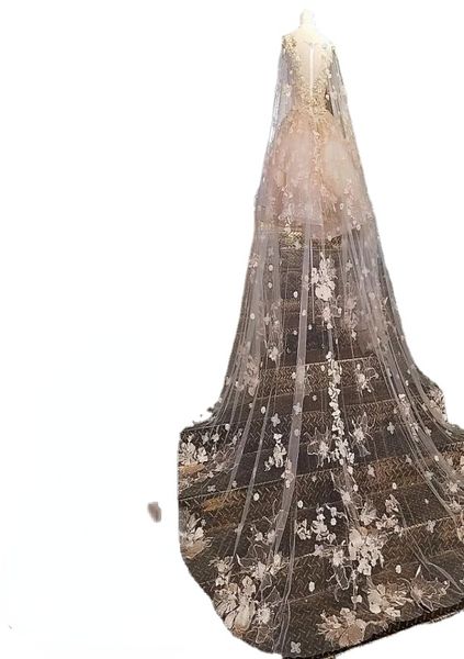 Incroyable robe de soirée moelleuse avec encolure bijou dentelle florale appliques robe de bal courte magnifique mini robe de soirée longueur au genou Ev3931682