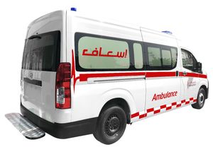 Ambulance Toyota Hiace toit haut Nouvelle forme 4x4