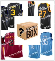 American College Football Wear Mystery Box Alle basketballirtes Mystery boxes speelgoed geschenken voor shirts man verzonden naar willekeurige herenuniform bryant durant James Curry Hard